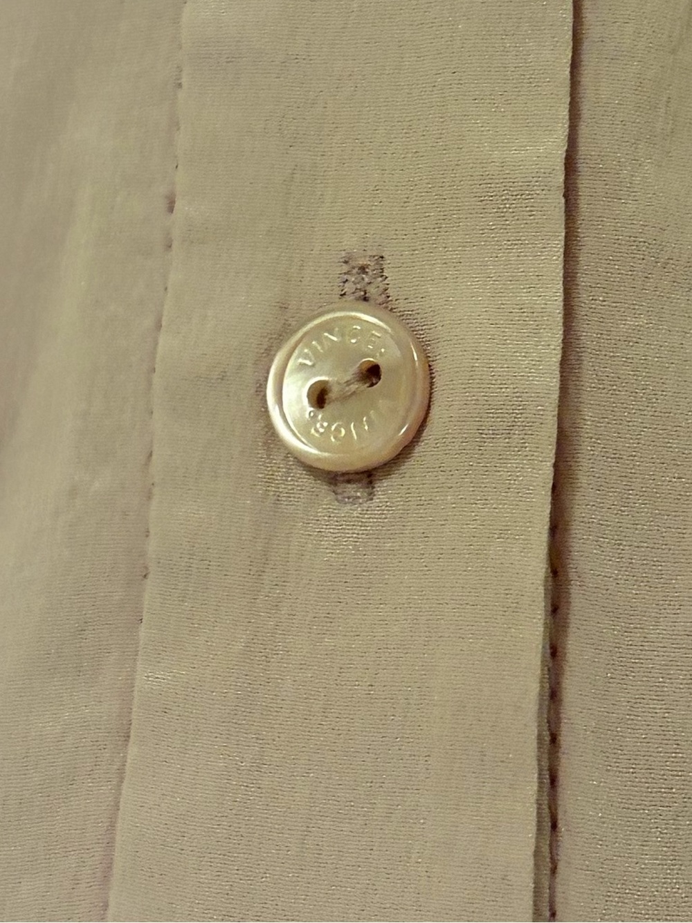 Vince V-Neck button down - Picture 7 of 8